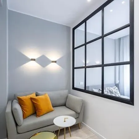 Old Center Calea Victoriei, Star * בוקרשט