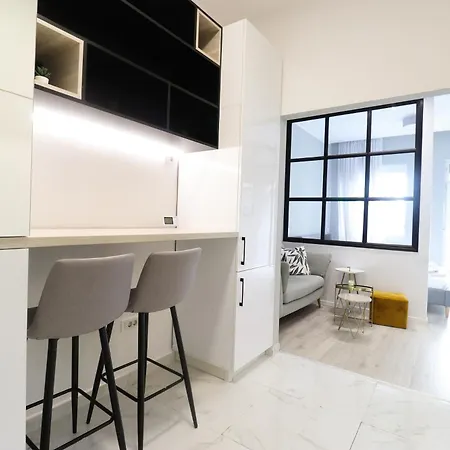 Old Center Calea Victoriei, Star * Bucarest