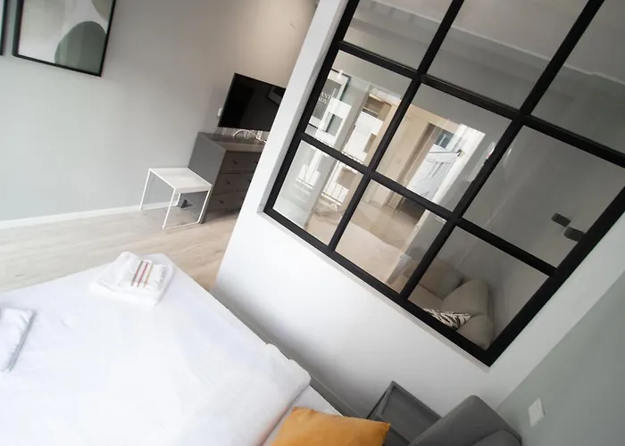 Old Center Calea Victoriei, Star Apartmán *